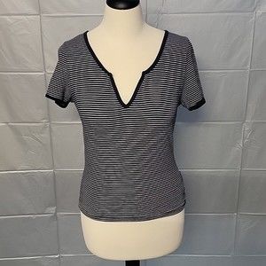 Urban Outfitters M-M Women's size Med Tshirt